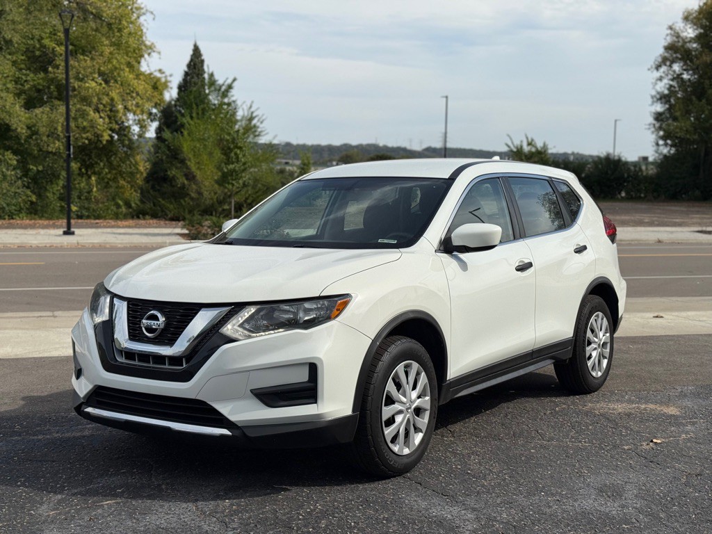 2017 Nissan Rogue Image 14