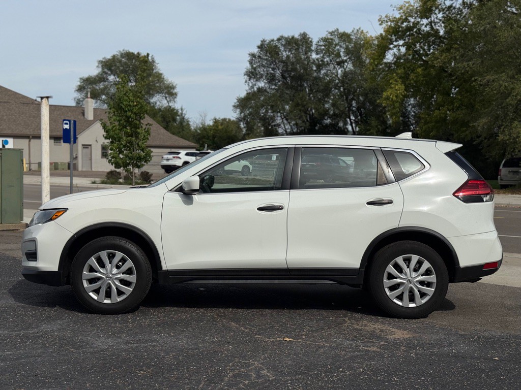 2017 Nissan Rogue Image 15