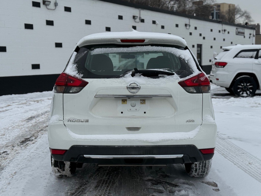 2017 Nissan Rogue Image 19