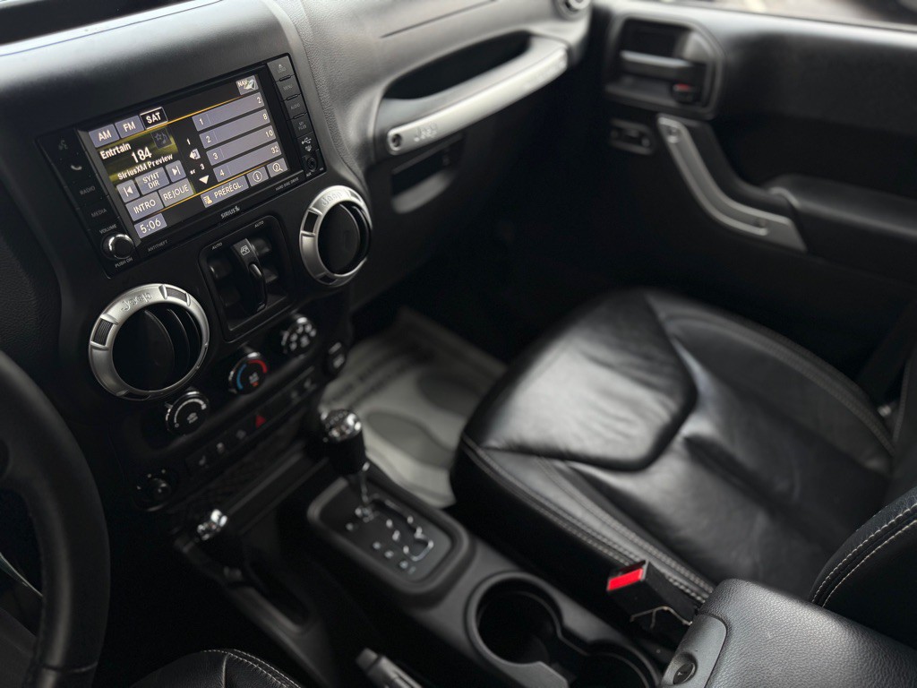2013 Jeep Wrangler Unlimited Image 6