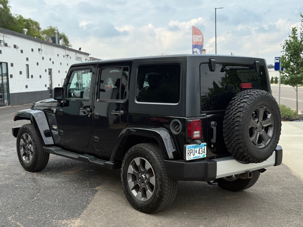 2013 Jeep Wrangler Unlimited Image 12