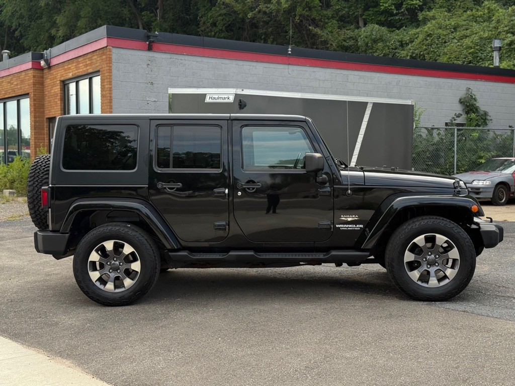 2013 Jeep Wrangler Unlimited Image 15