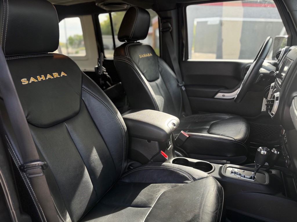 2013 Jeep Wrangler Unlimited Image 9