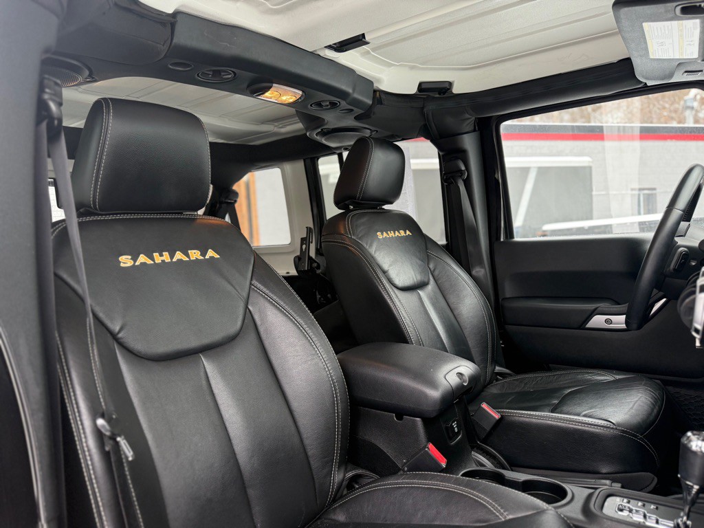 2013 Jeep Wrangler Unlimited Image 11