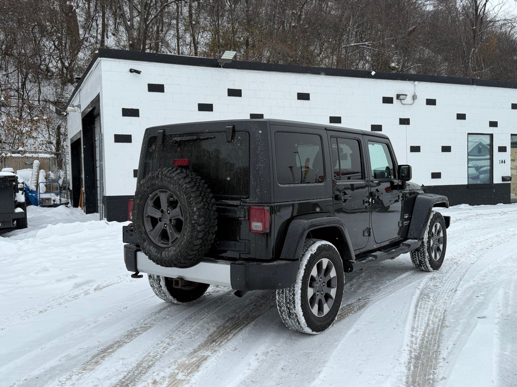 2013 Jeep Wrangler Unlimited Image 19