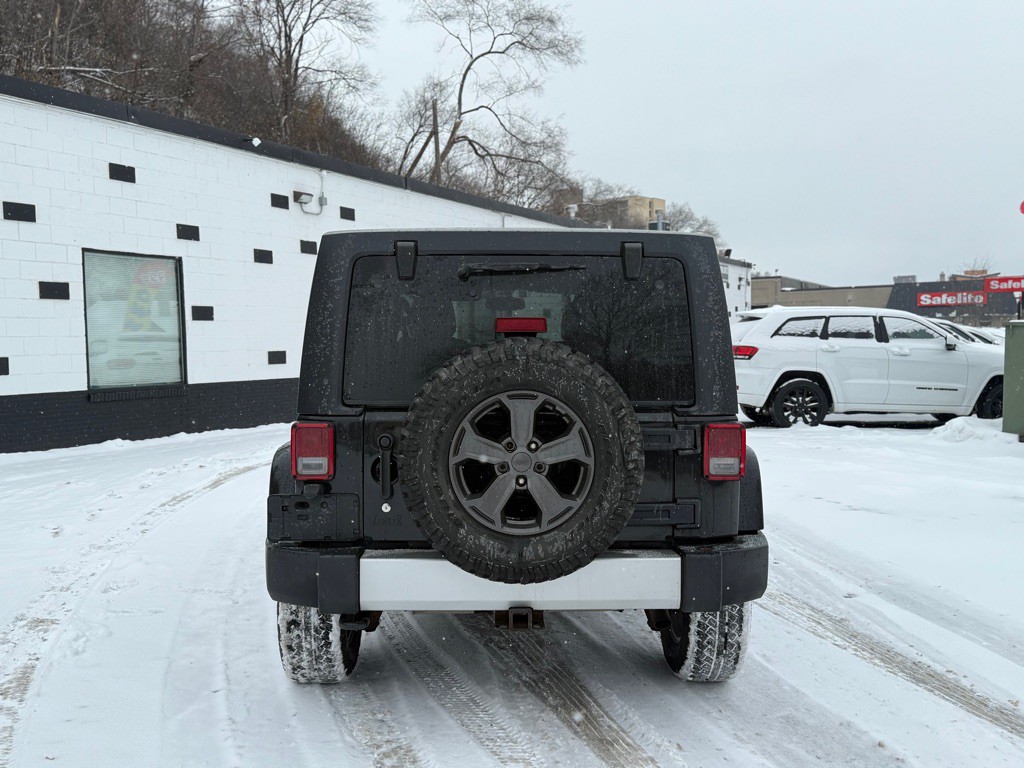 2013 Jeep Wrangler Unlimited Image 20