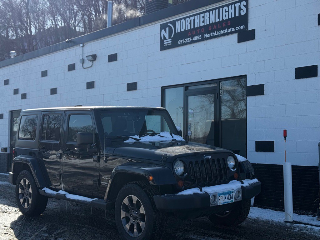 2013 Jeep Wrangler Unlimited Image 1