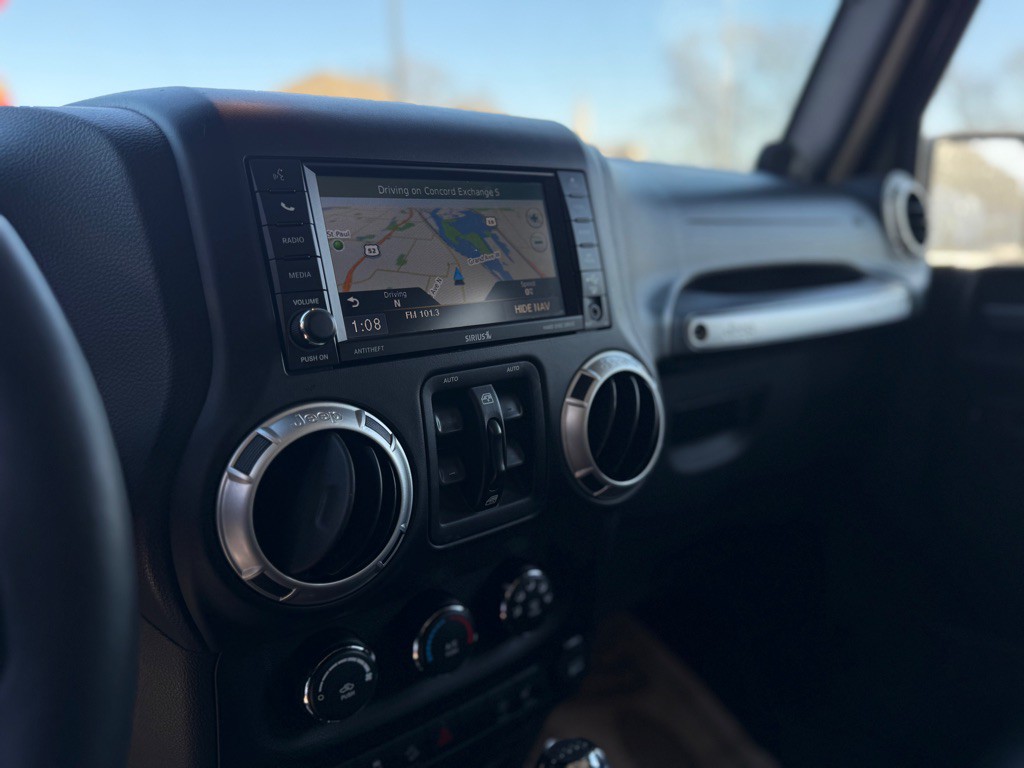 2013 Jeep Wrangler Unlimited Image 4