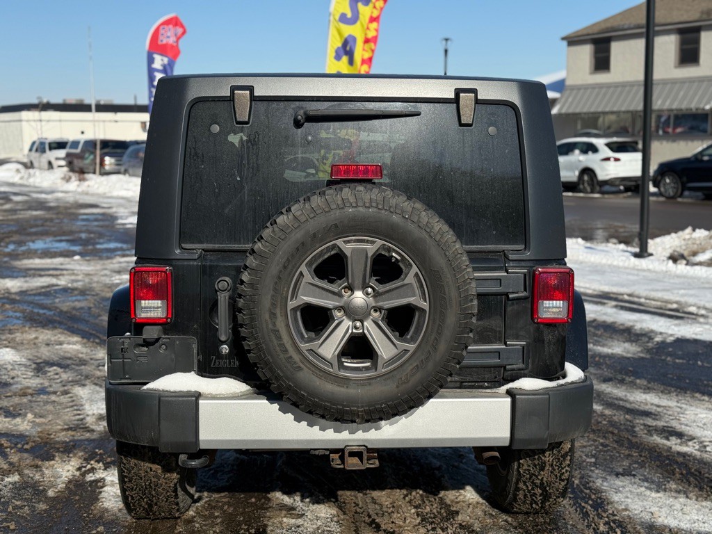 2013 Jeep Wrangler Unlimited Image 12