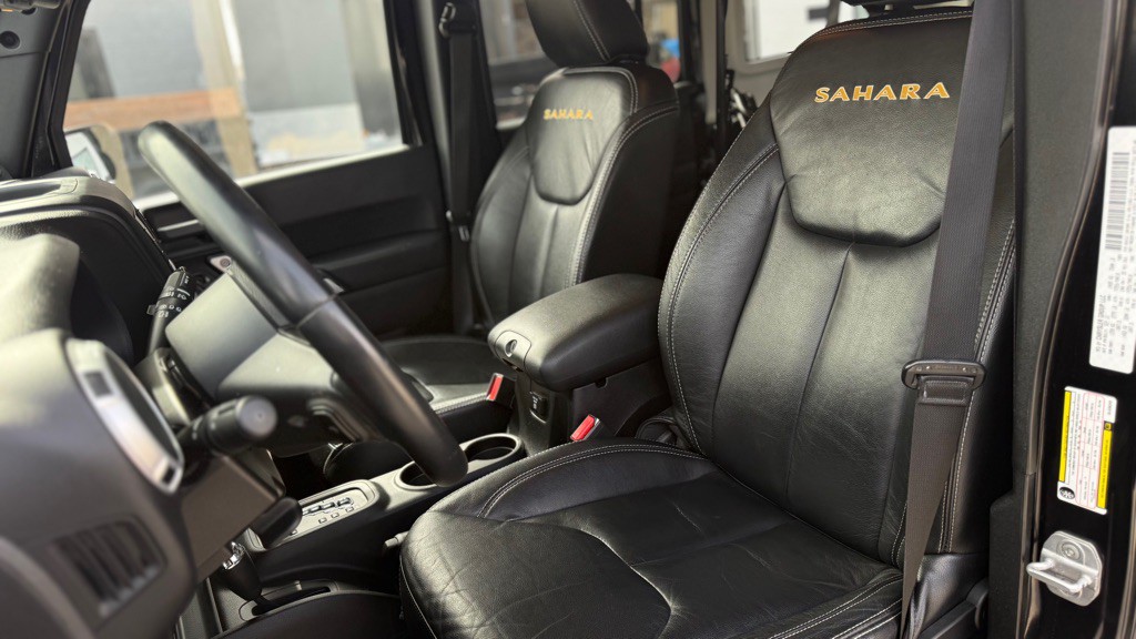 2013 Jeep Wrangler Unlimited Image 8