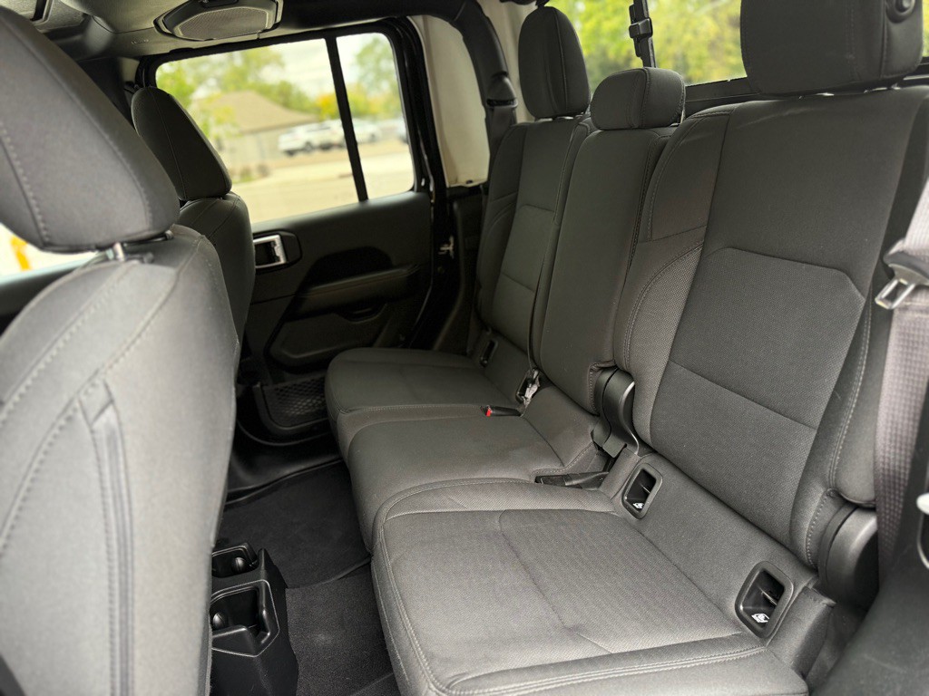 2020 Jeep Gladiator Image 11