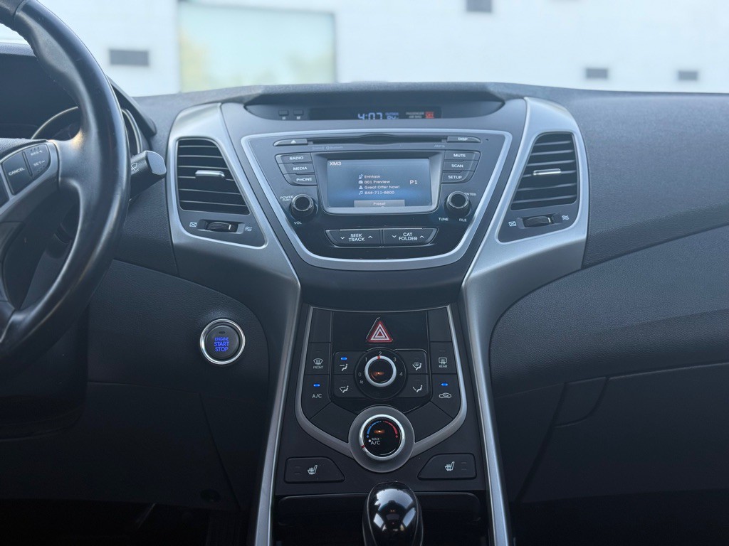 2016 Hyundai Elantra Image 7