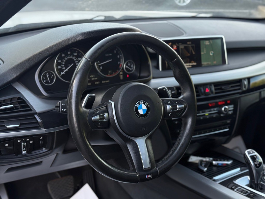 2016 BMW X5 Image 2