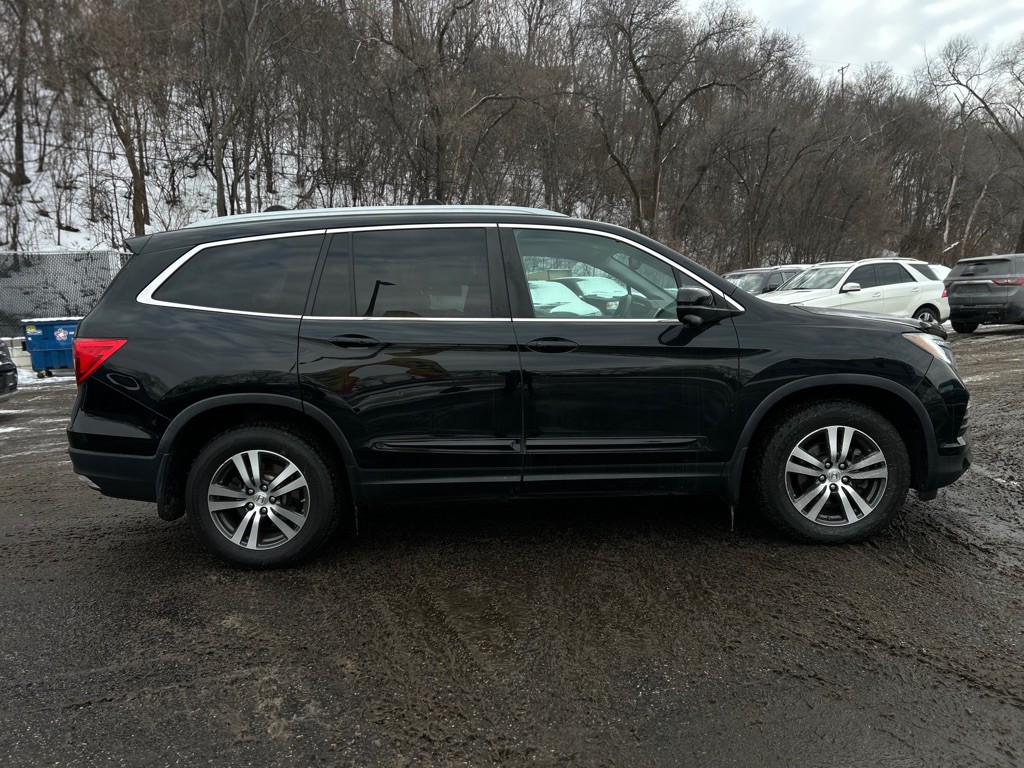 2018 Honda Pilot Image 17