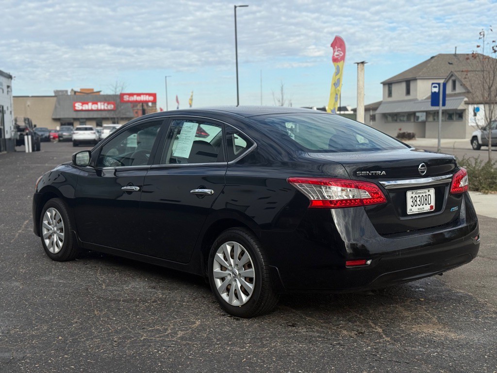 2013 Nissan Sentra Image 13