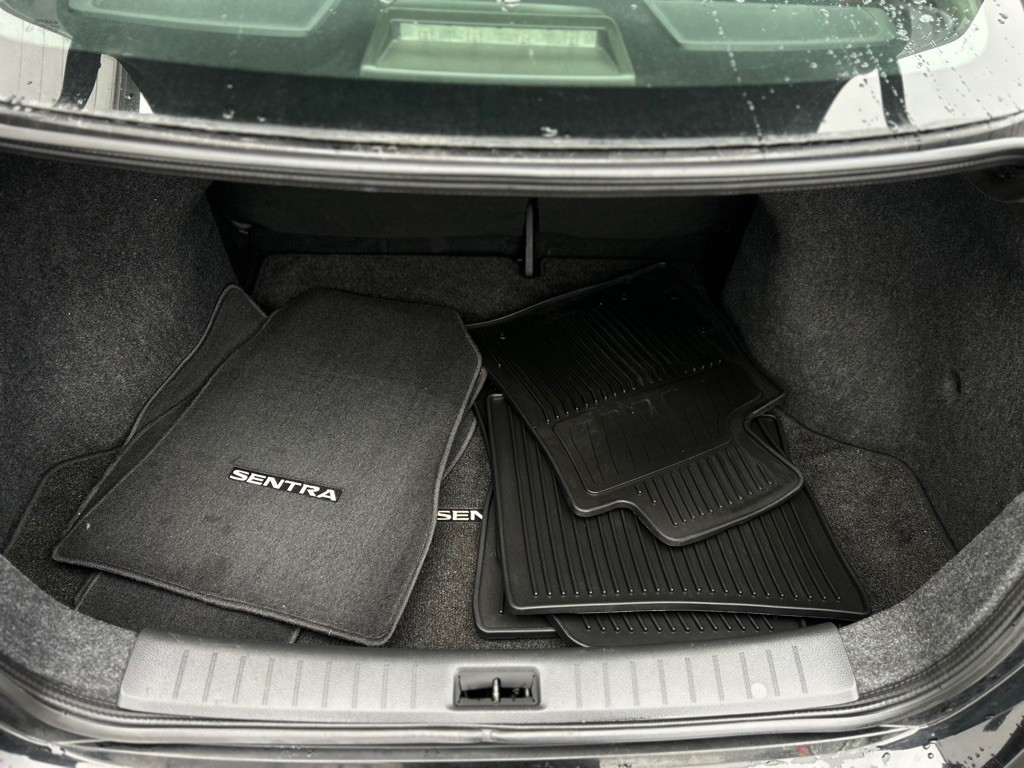 2013 Nissan Sentra Image 8