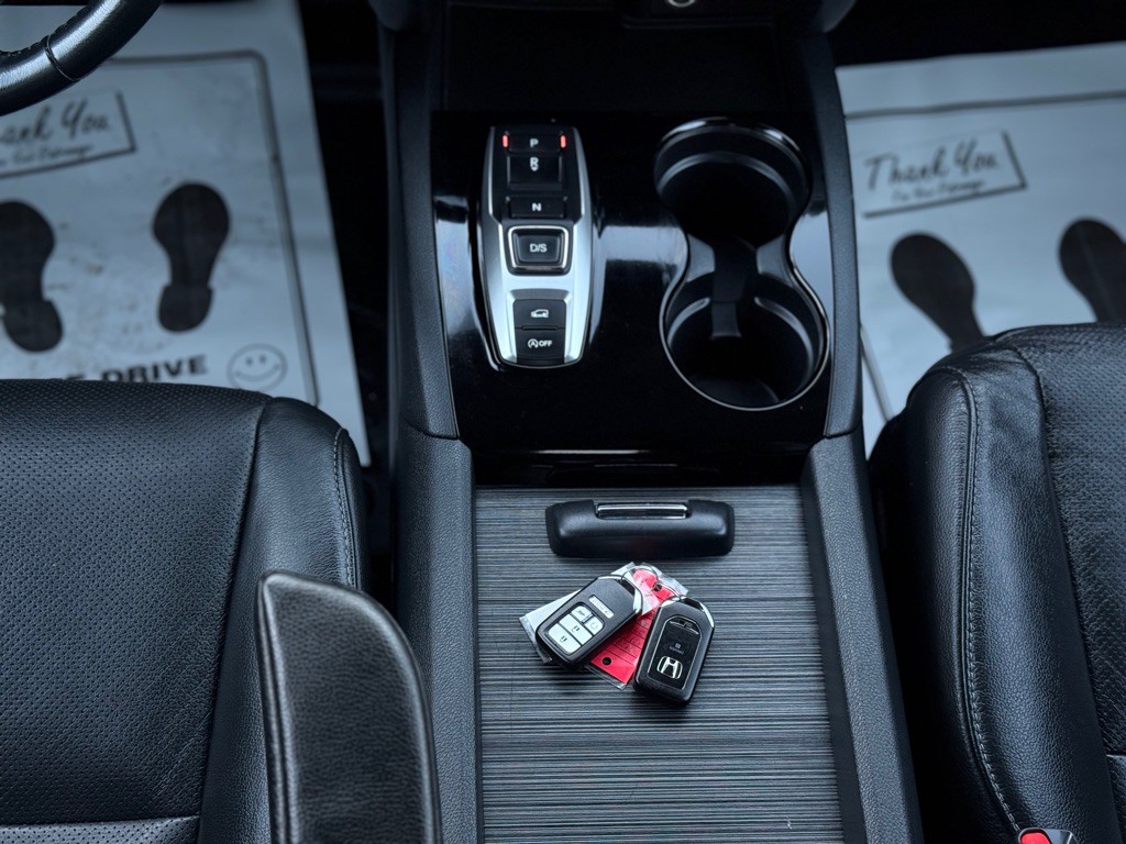 2017 Honda Pilot Image 9