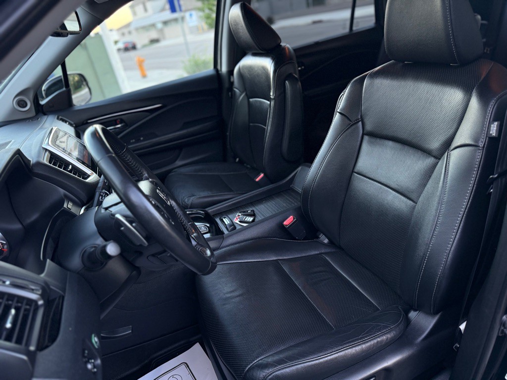 2017 Honda Pilot Image 10