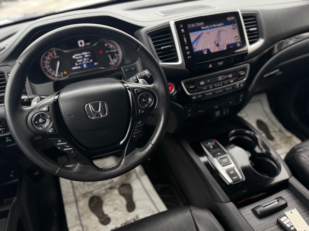 2017 Honda Pilot Image 3