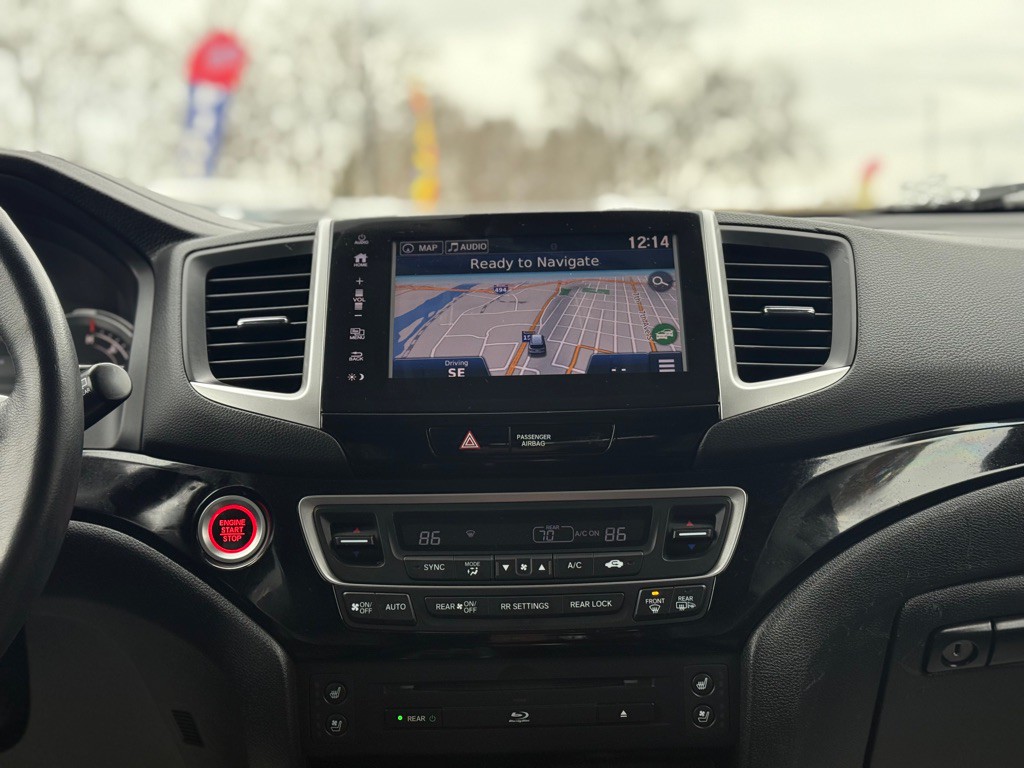 2017 Honda Pilot Image 4