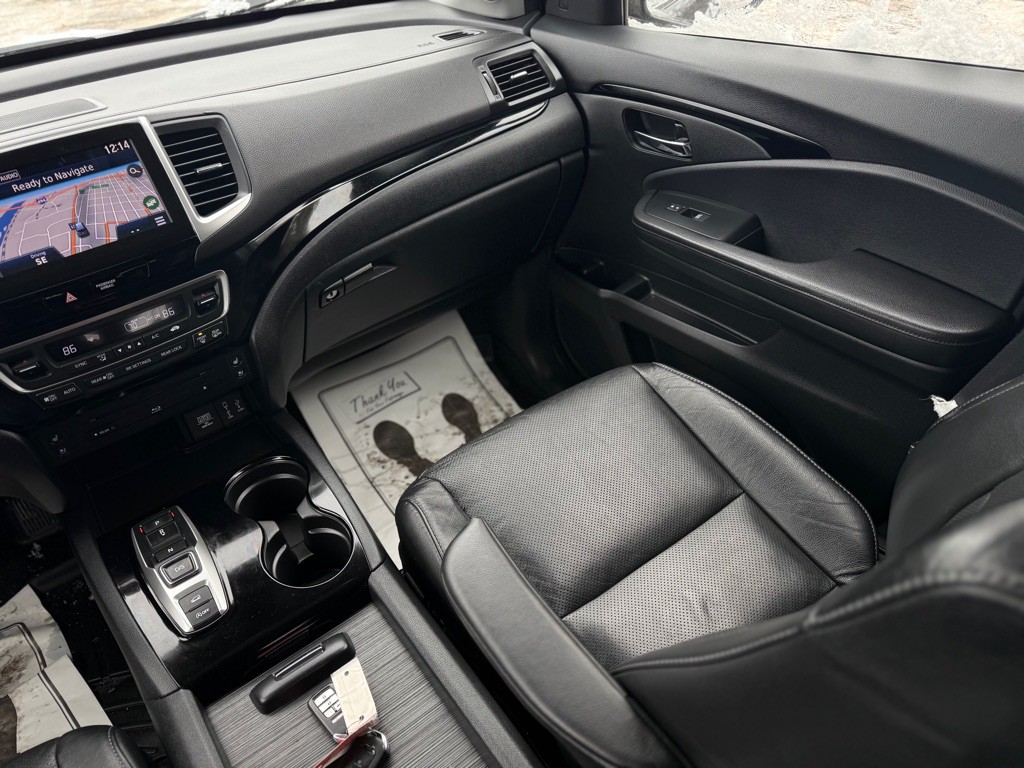 2017 Honda Pilot Image 10