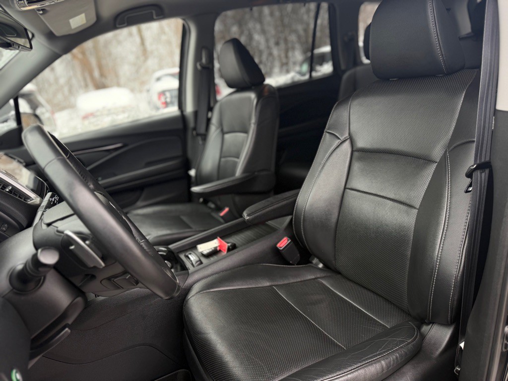 2017 Honda Pilot Image 11