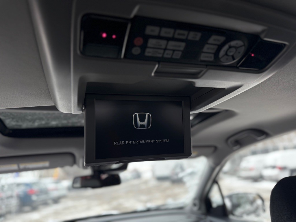 2017 Honda Pilot Image 13