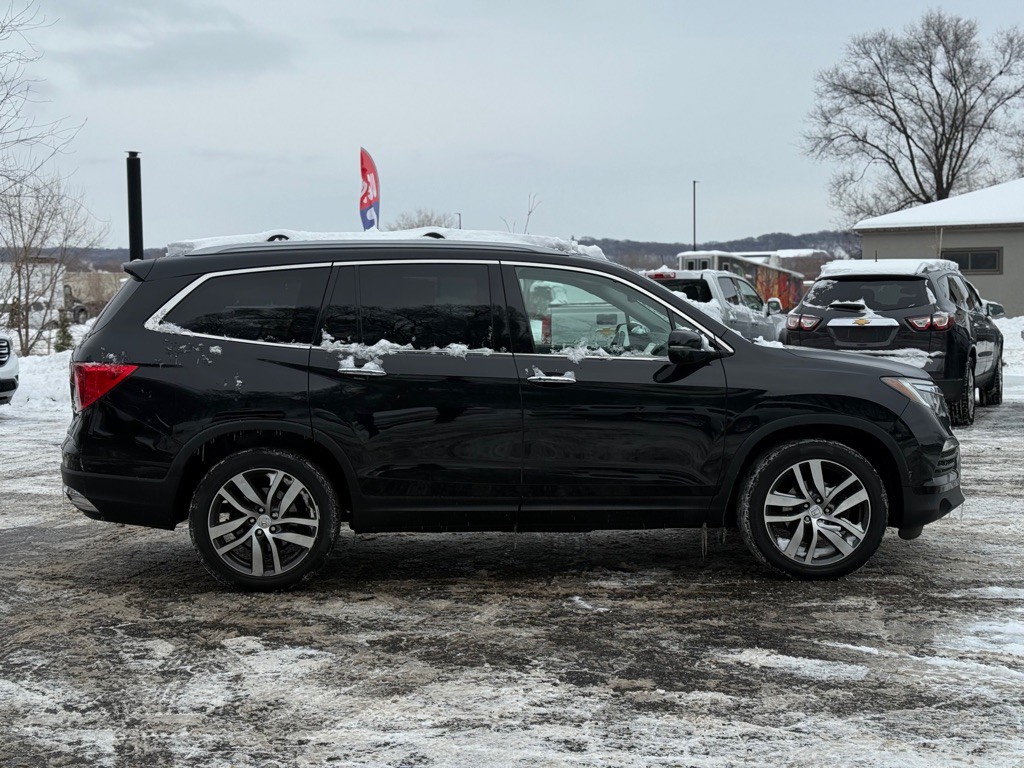 2017 Honda Pilot Image 18