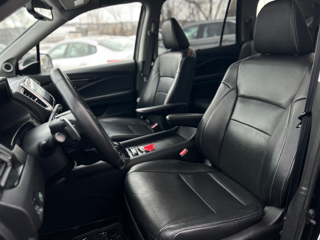 2017 Honda Pilot Image 9