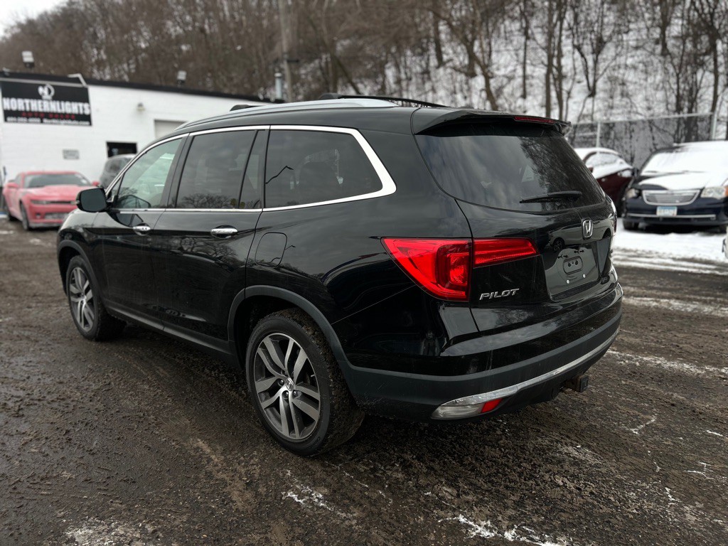 2017 Honda Pilot Image 15