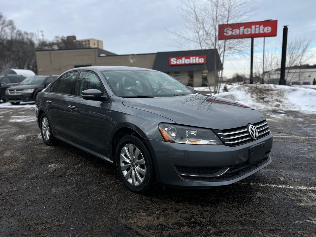 2014 Volkswagen Passat Image 11