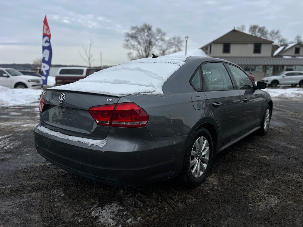 2014 Volkswagen Passat Image 13