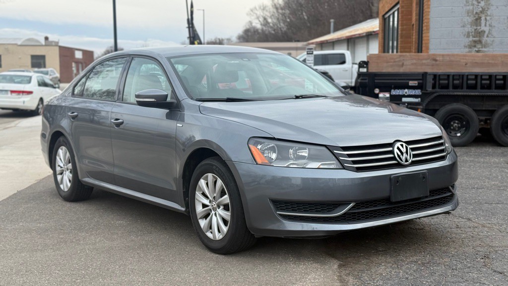 2014 Volkswagen Passat Image 11