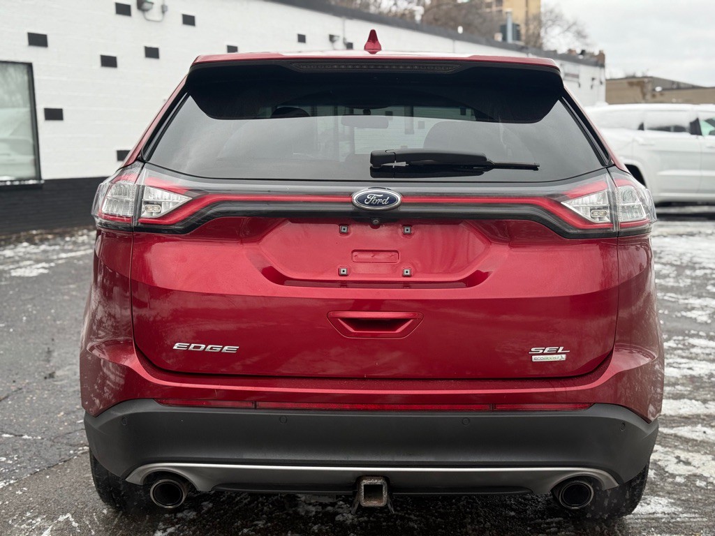 2017 Ford Edge Image 18