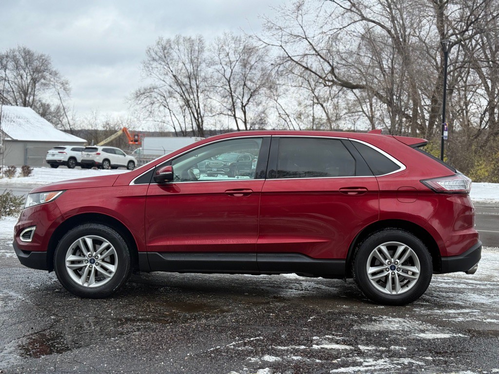 2017 Ford Edge Image 20