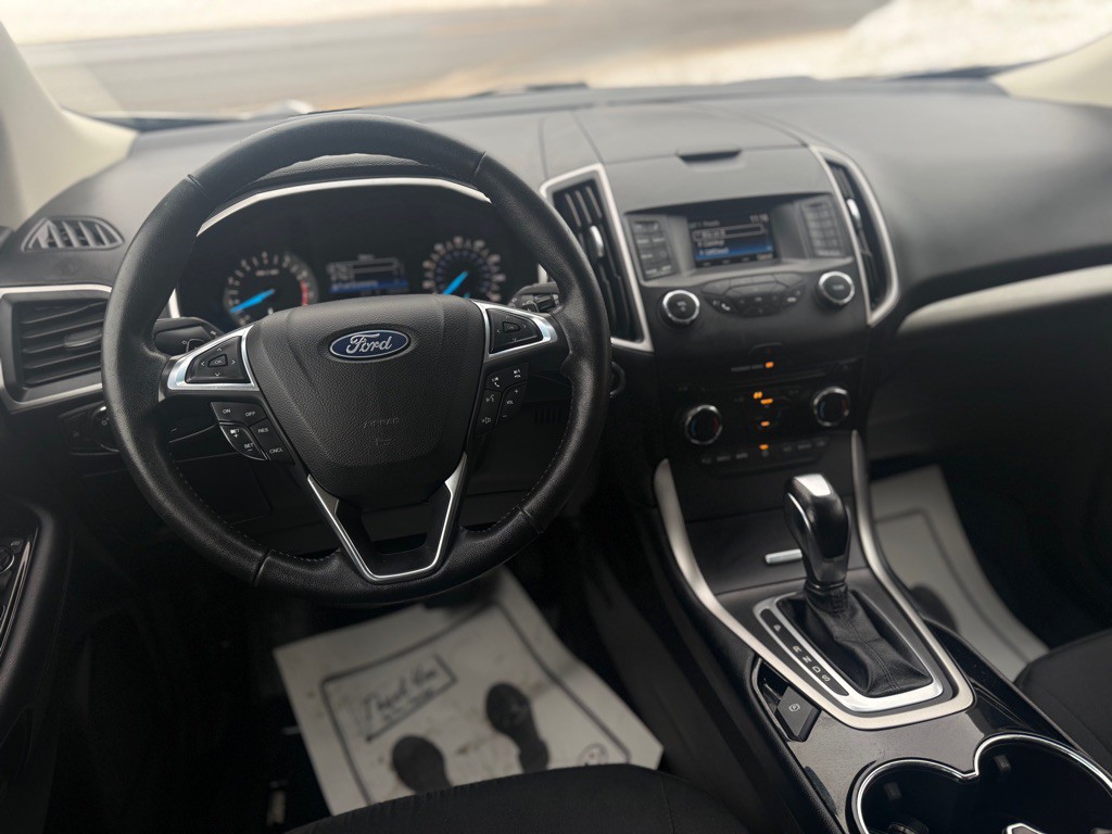 2018 Ford Edge Image 3