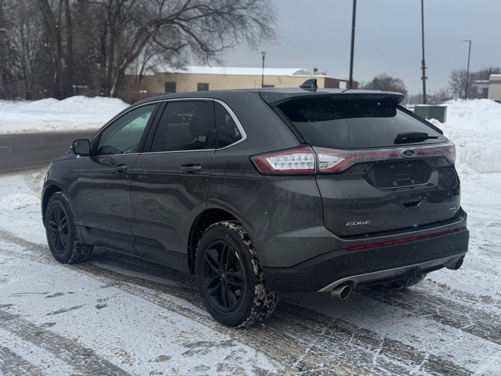 2018 Ford Edge Image 17