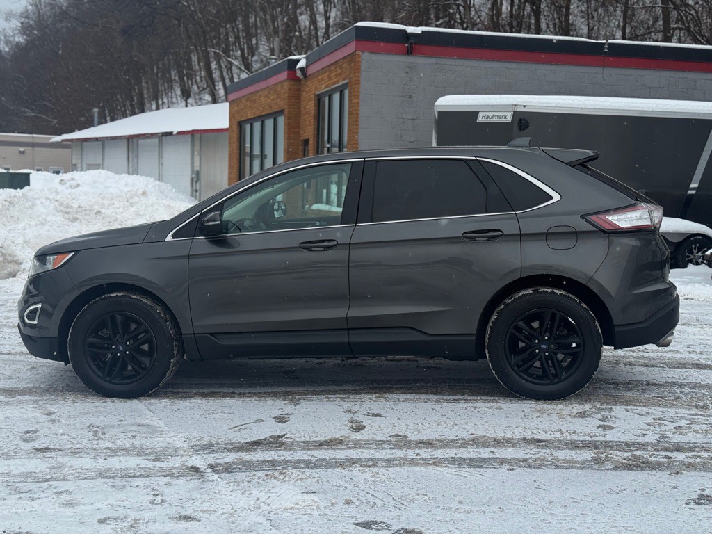 2018 Ford Edge Image 18