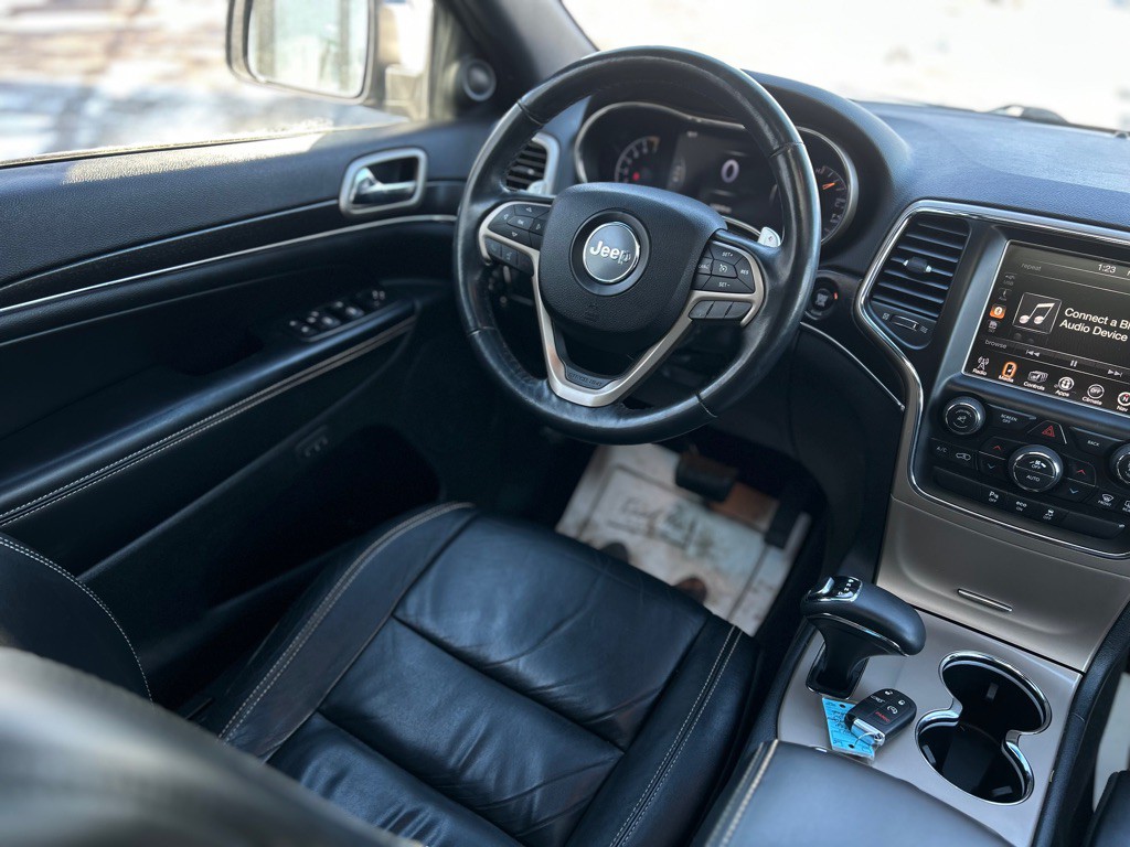 2015 Jeep Grand Cherokee Image 2