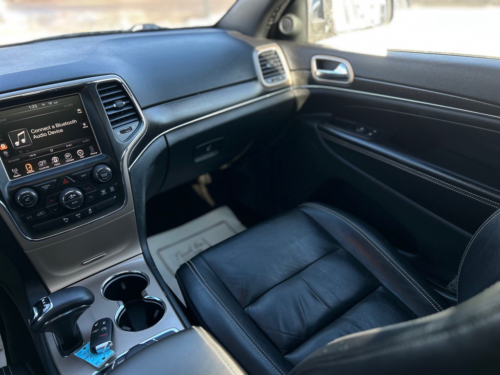 2015 Jeep Grand Cherokee Image 3