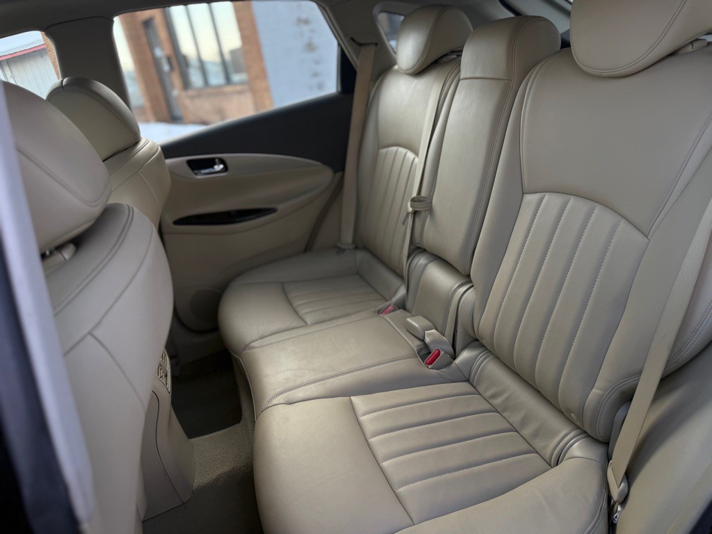 2008 INFINITI EX35 Image 3