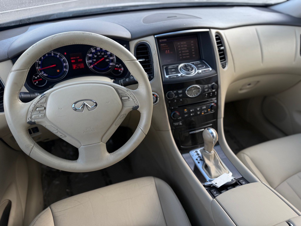 2008 INFINITI EX35 Image 5