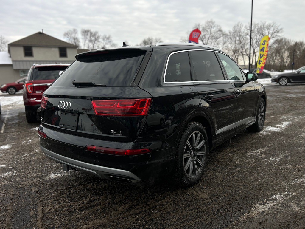 2017 Audi Q7 Image 17