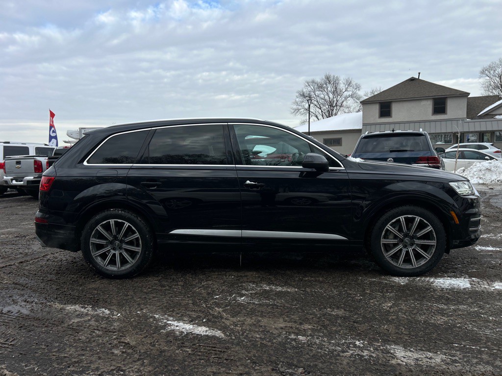 2017 Audi Q7 Image 18