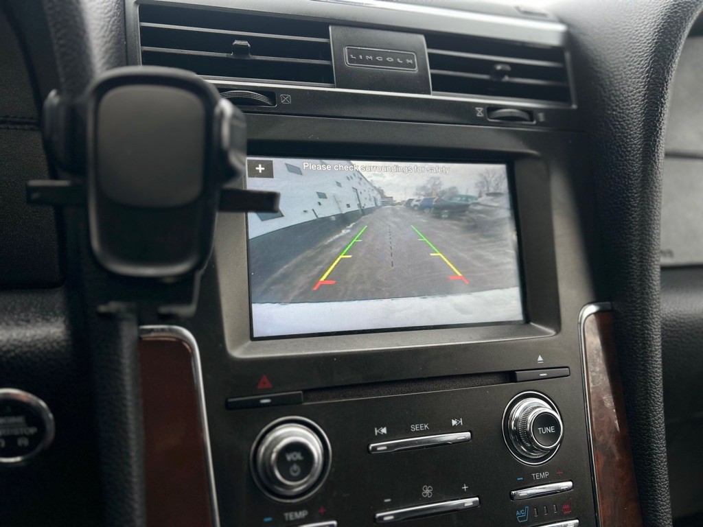 2016 Lincoln Navigator Image 5