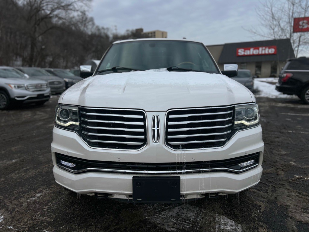 2016 Lincoln Navigator Image 19