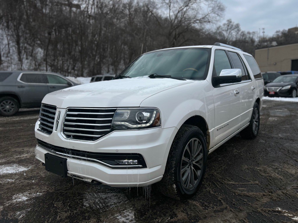 2016 Lincoln Navigator Image 20