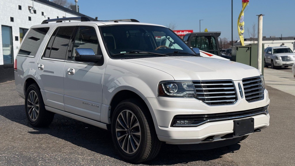 2016 Lincoln Navigator Image 34