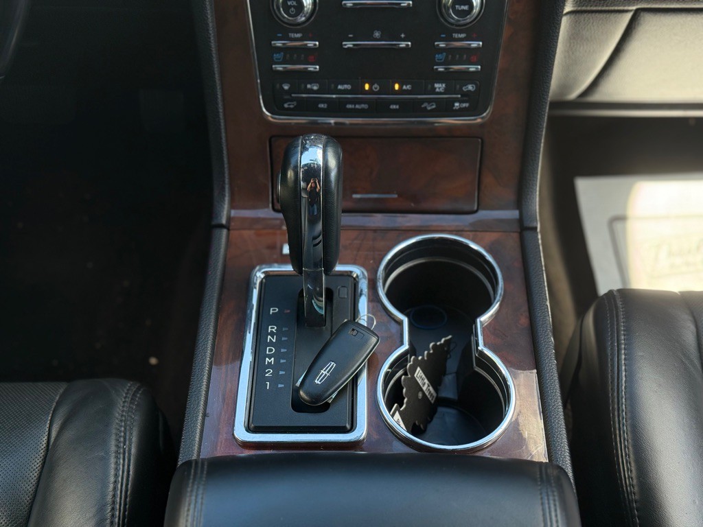 2016 Lincoln Navigator Image 5