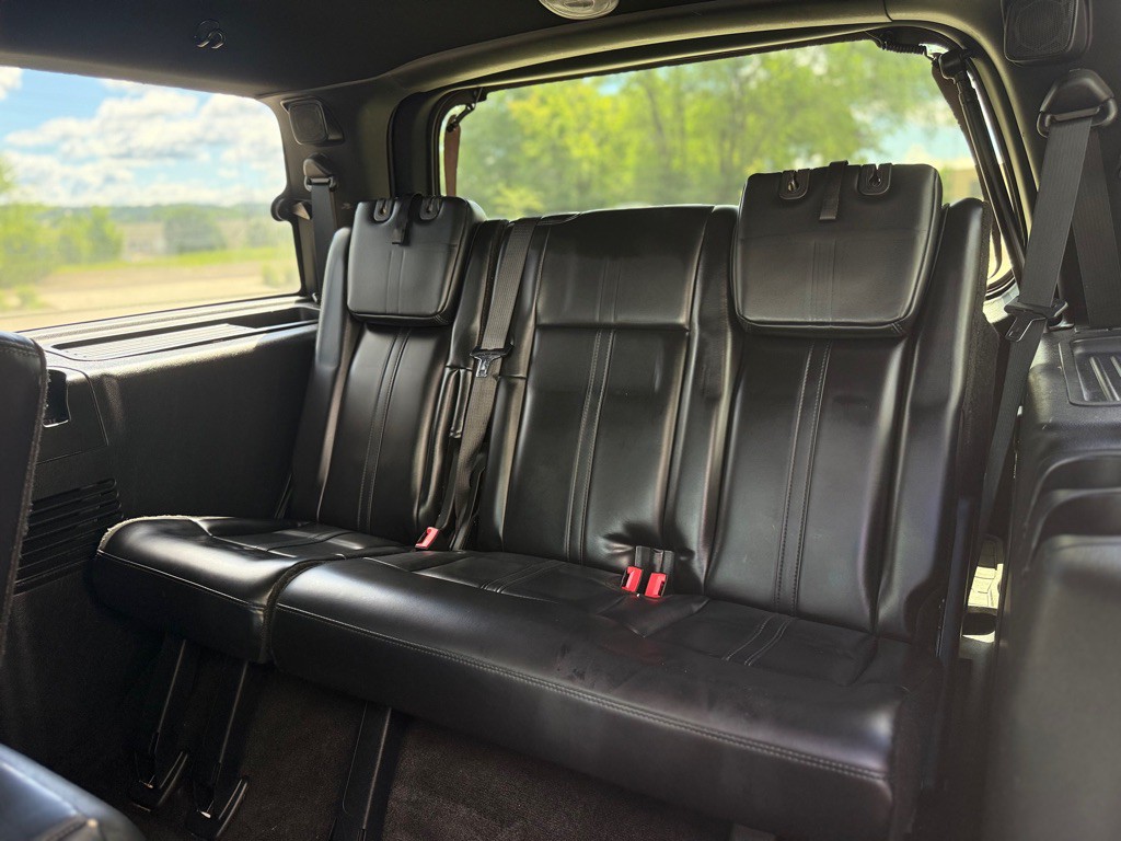 2016 Lincoln Navigator Image 12